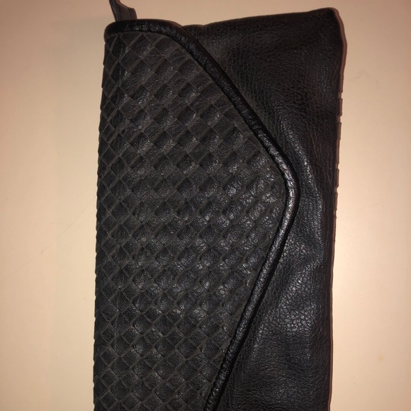 Black leather clutch - Picture 1 of 3